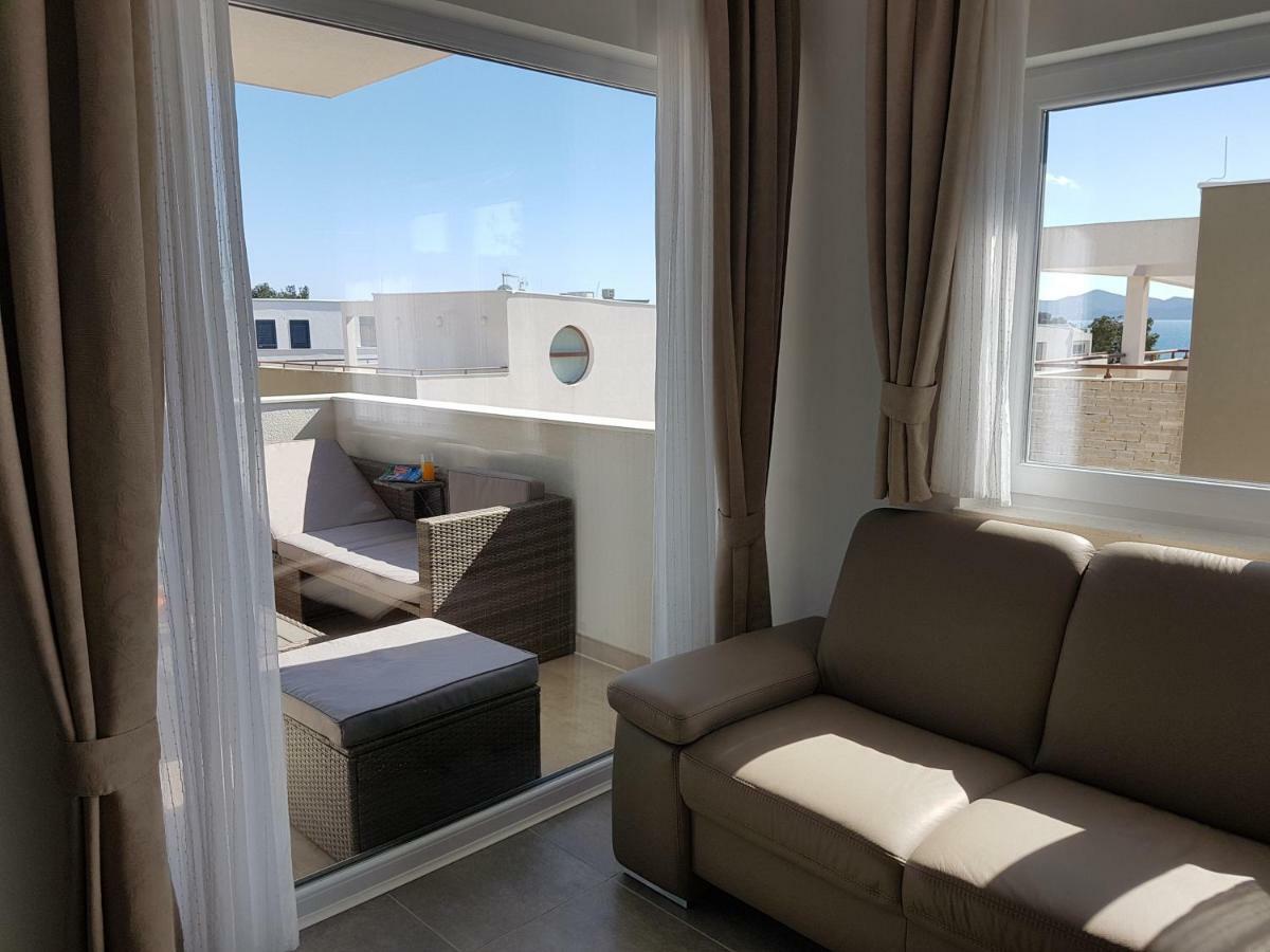 Apartment Aria Exclusive Petrcane Bagian luar foto